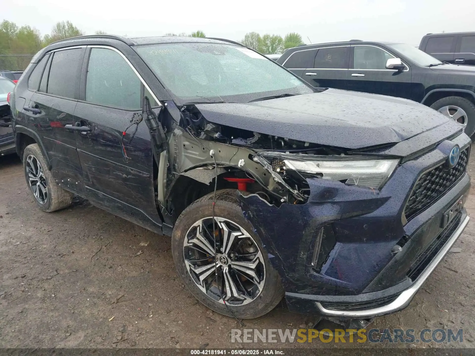 1 Фотография поврежденного автомобиля JTMFB3FV7PD155995 TOYOTA RAV4 PRIME 2023