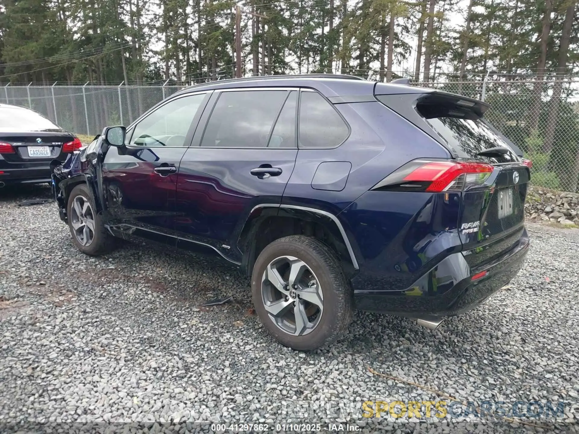 3 Фотография поврежденного автомобиля JTMAB3FV7RD177959 TOYOTA RAV4 PRIME 2024