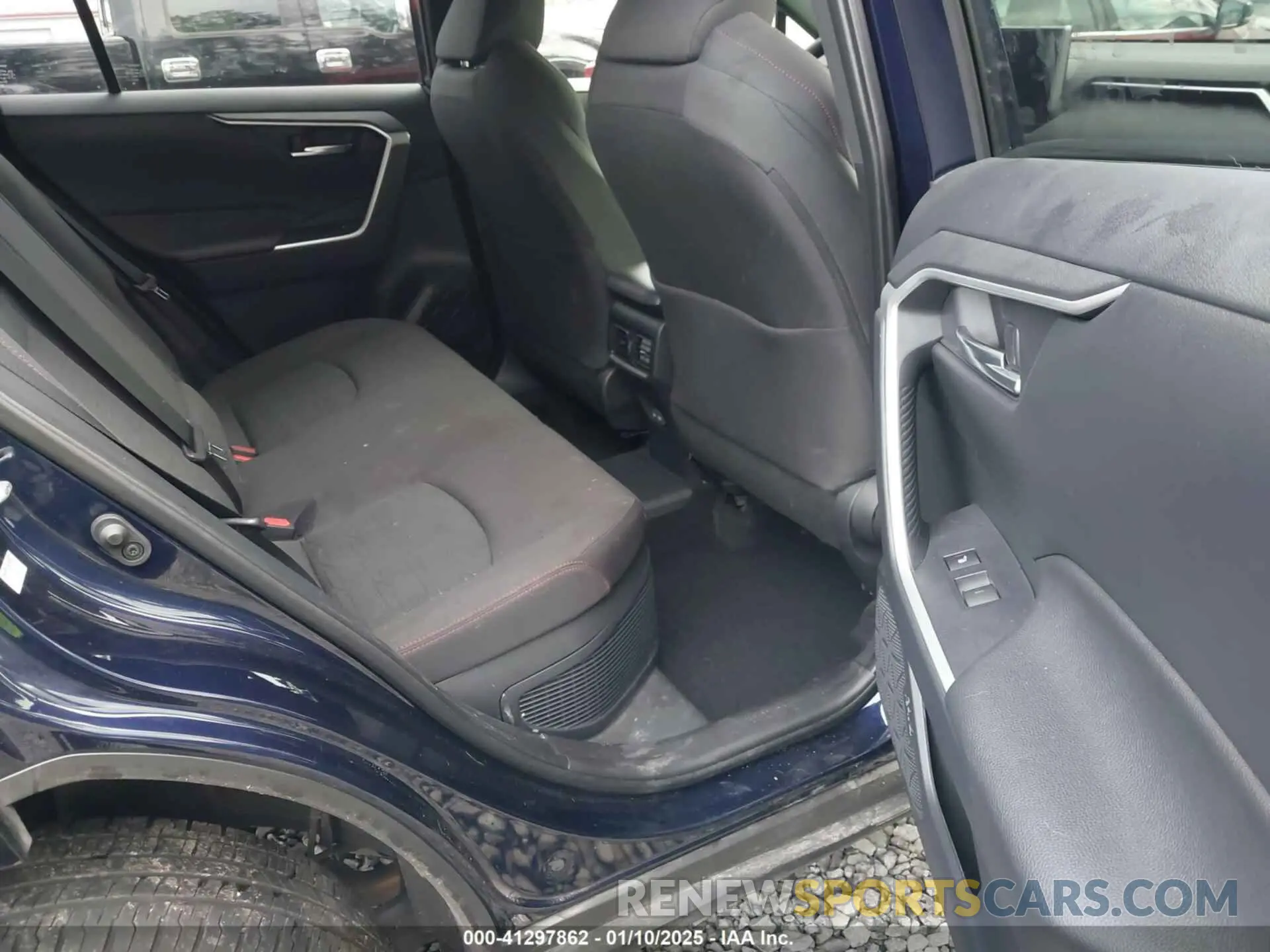 8 Фотография поврежденного автомобиля JTMAB3FV7RD177959 TOYOTA RAV4 PRIME 2024