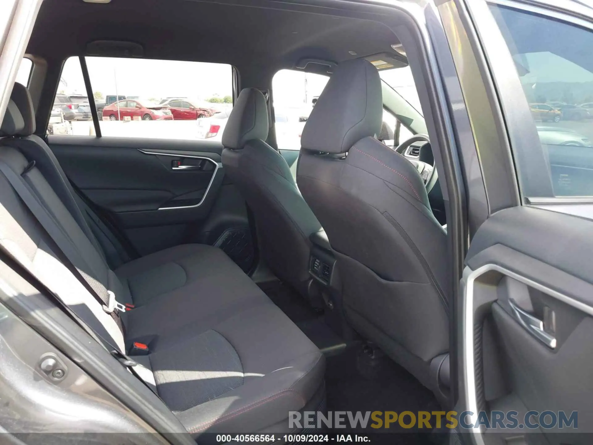 8 Фотография поврежденного автомобиля JTMCB3FV3RD185548 TOYOTA RAV4 PRIME 2024
