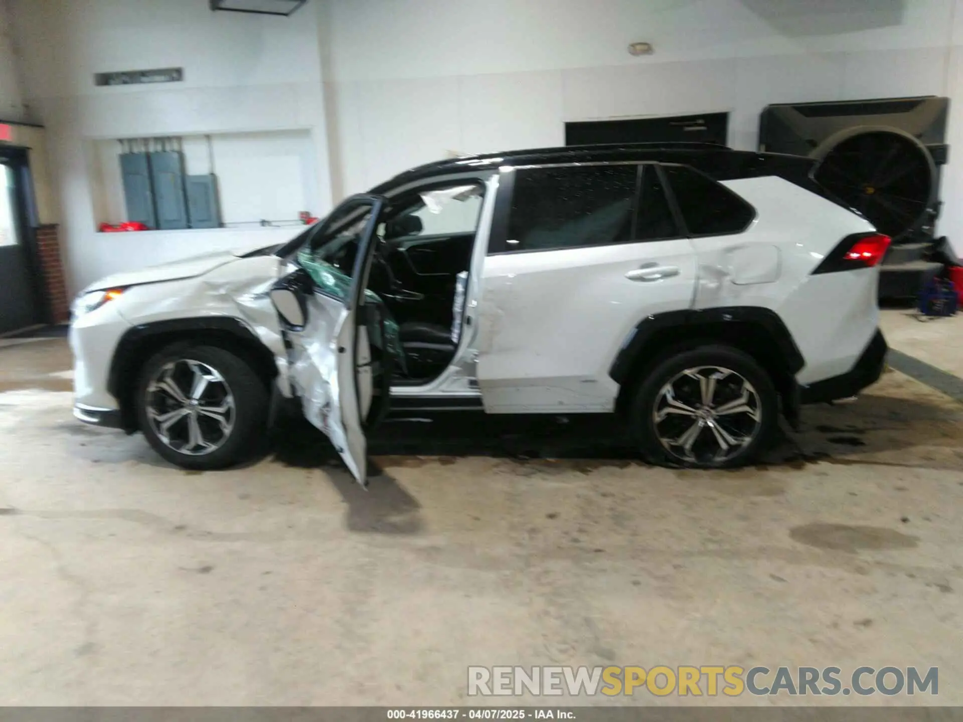 14 Photograph of a damaged car JTMFB3FV4RD168626 TOYOTA RAV4 PRIME 2024
