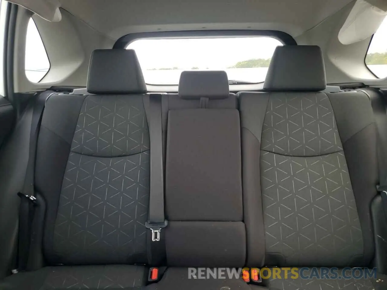 10 Фотография поврежденного автомобиля 2T3UWRFV8PW158518 TOYOTA RAV4 WOODL 2023