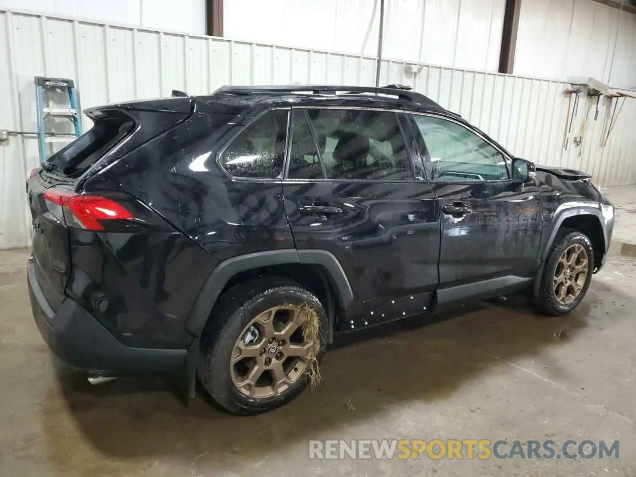 3 Фотография поврежденного автомобиля 2T3UWRFV4RW201948 TOYOTA RAV4 WOODL 2024