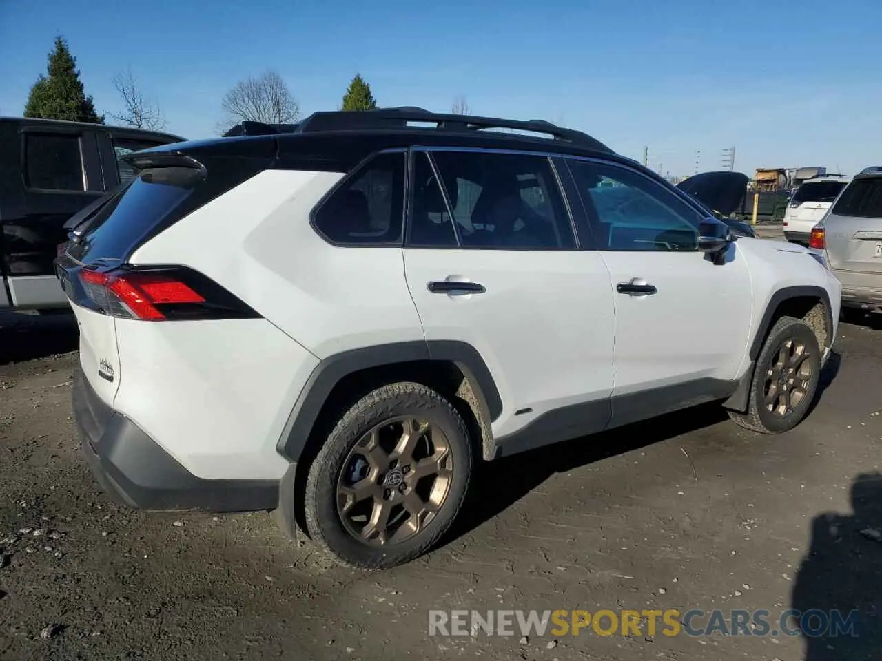 3 Photograph of a damaged car 2T3UWRFVXRW229883 TOYOTA RAV4 WOODL 2024