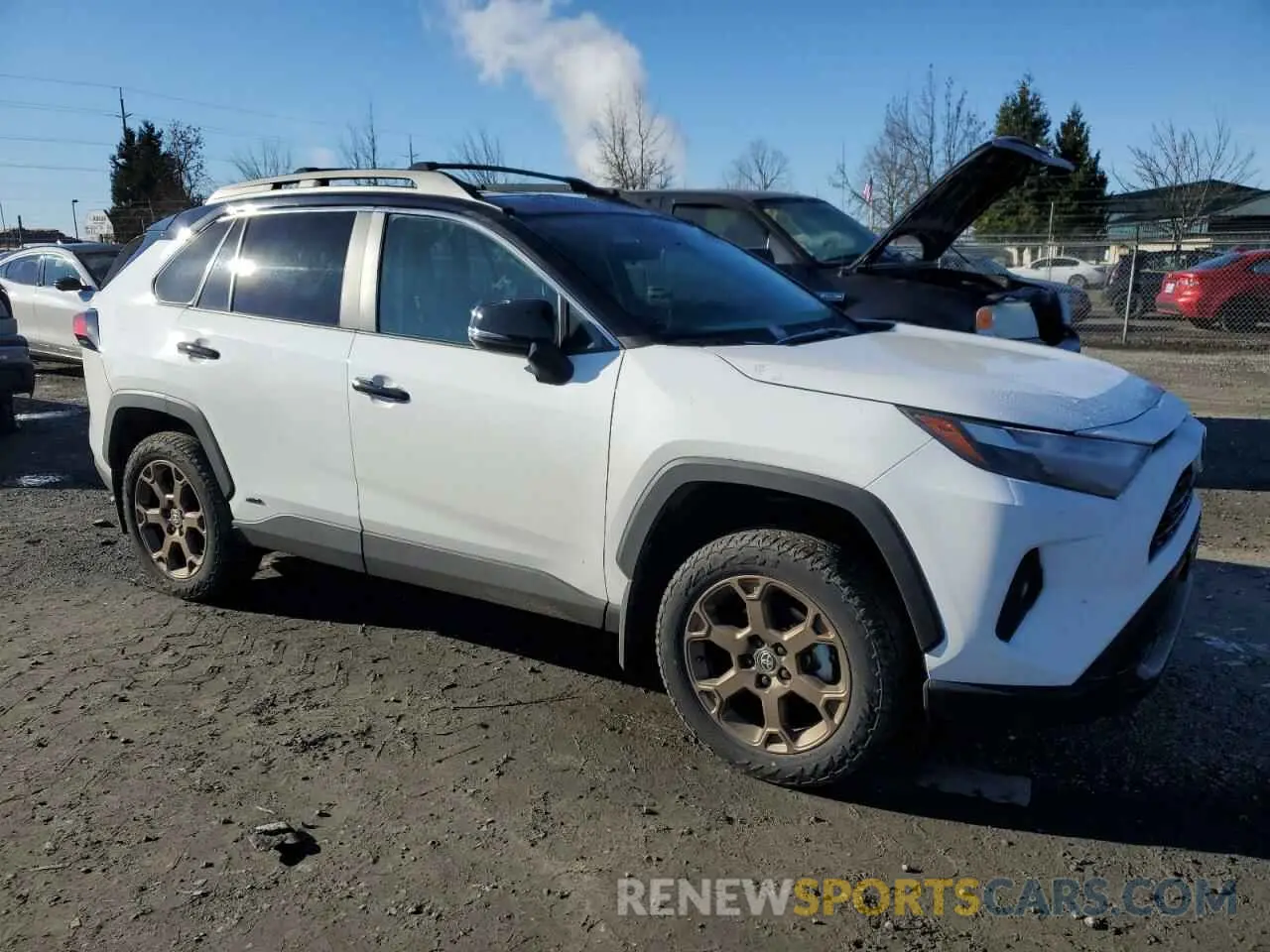 4 Photograph of a damaged car 2T3UWRFVXRW229883 TOYOTA RAV4 WOODL 2024