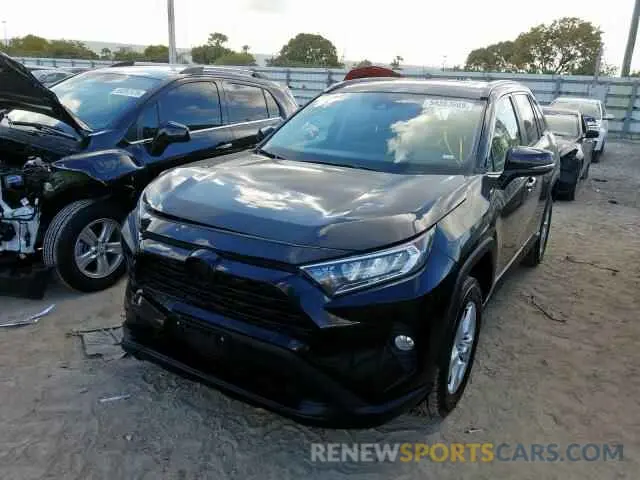 2 Photograph of a damaged car 2T3P1RFV2KW031476 TOYOTA RAV4 XLE 2019