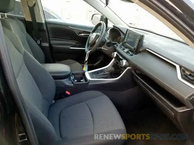 5 Photograph of a damaged car 2T3P1RFV2KW031476 TOYOTA RAV4 XLE 2019