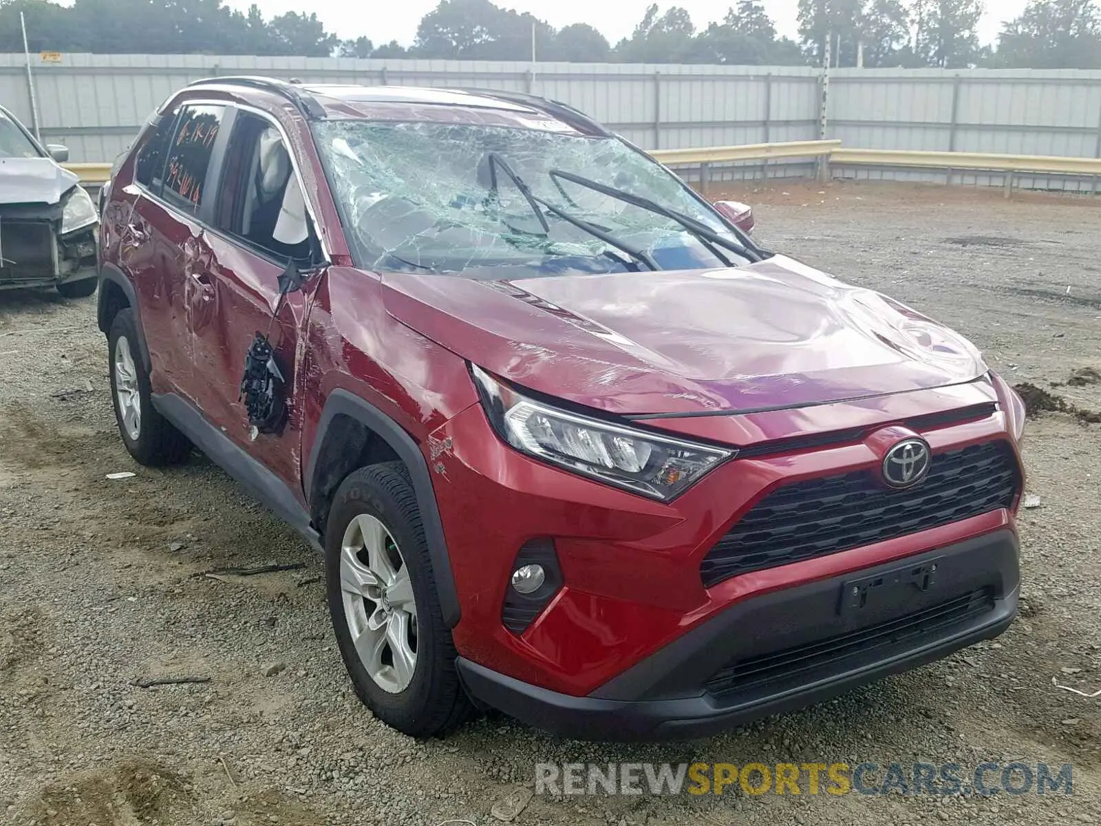 1 Photograph of a damaged car 2T3P1RFVXKW010892 TOYOTA RAV4 XLE 2019