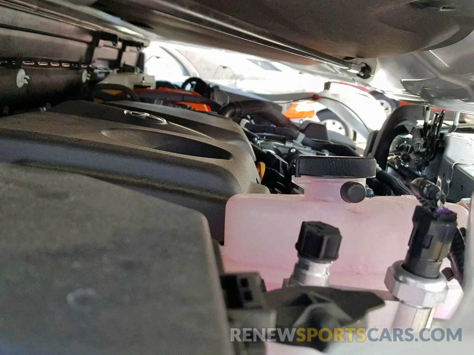 7 Photograph of a damaged car 2T3RWRFV2KW015207 TOYOTA RAV4 XLE 2019