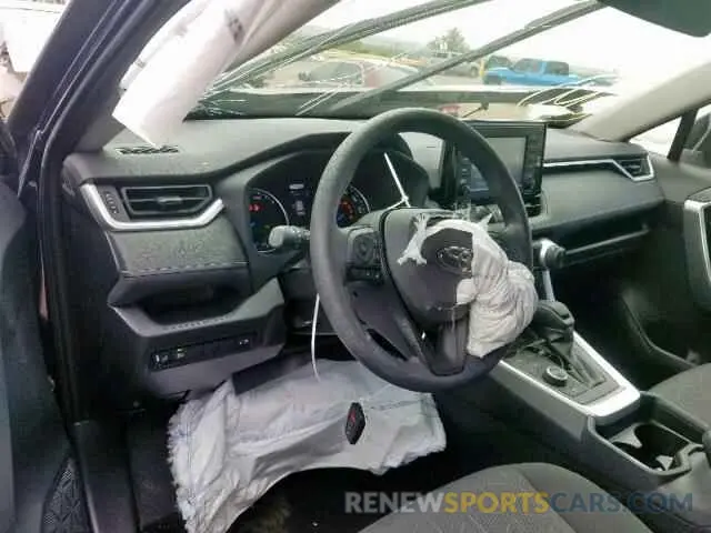 9 Photograph of a damaged car JTMRWRFVXKD008163 TOYOTA RAV4 XLE 2019