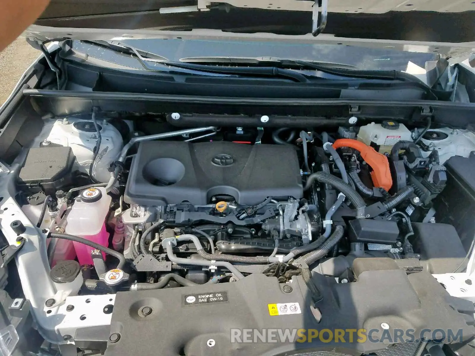 7 Photograph of a damaged car 2T3EWRFV4KW007348 TOYOTA RAV4 XSE 2019