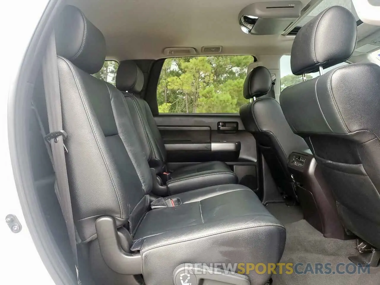 11 Photograph of a damaged car 5TDBY5G12KS166534 TOYOTA SEQUOIA 2019