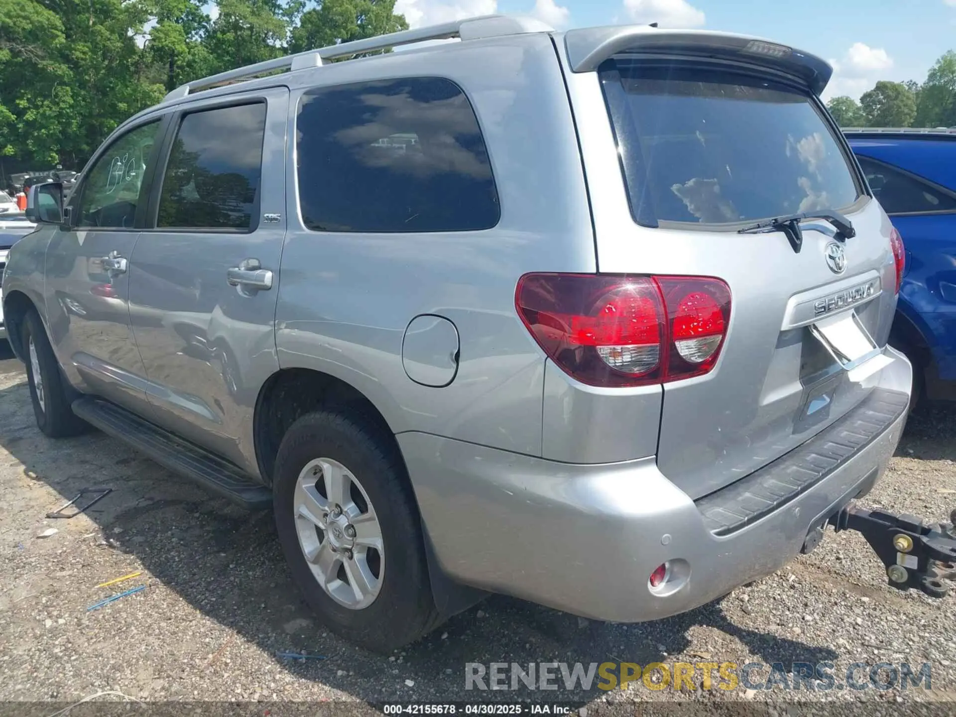 3 Photograph of a damaged car 5TDBY5G12KS173211 TOYOTA SEQUOIA 2019