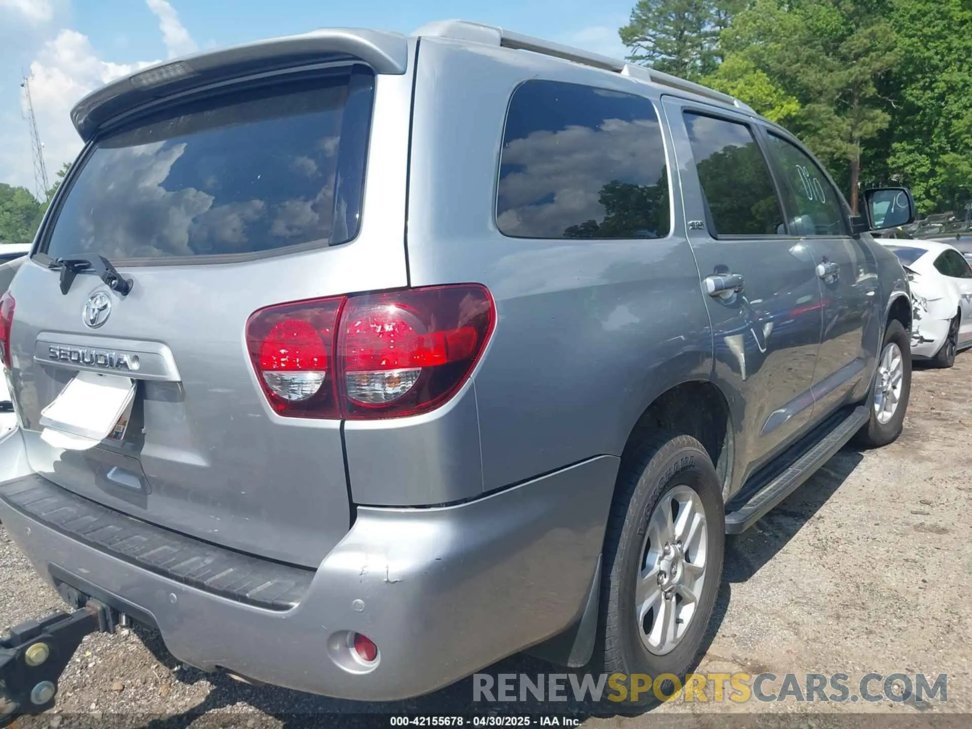 6 Photograph of a damaged car 5TDBY5G12KS173211 TOYOTA SEQUOIA 2019