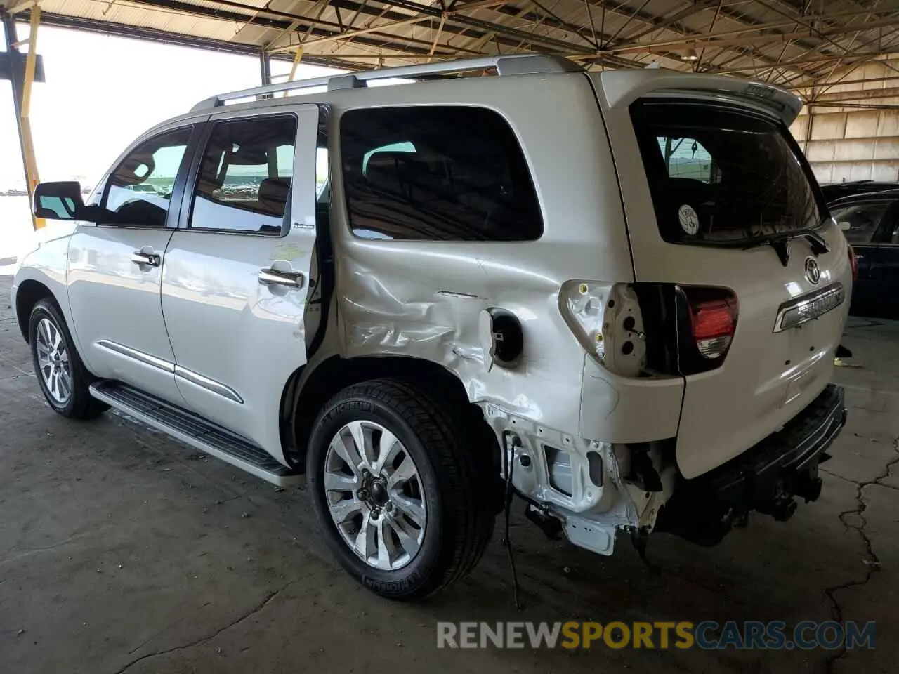 2 Photograph of a damaged car 5TDDY5G10KS173524 TOYOTA SEQUOIA 2019