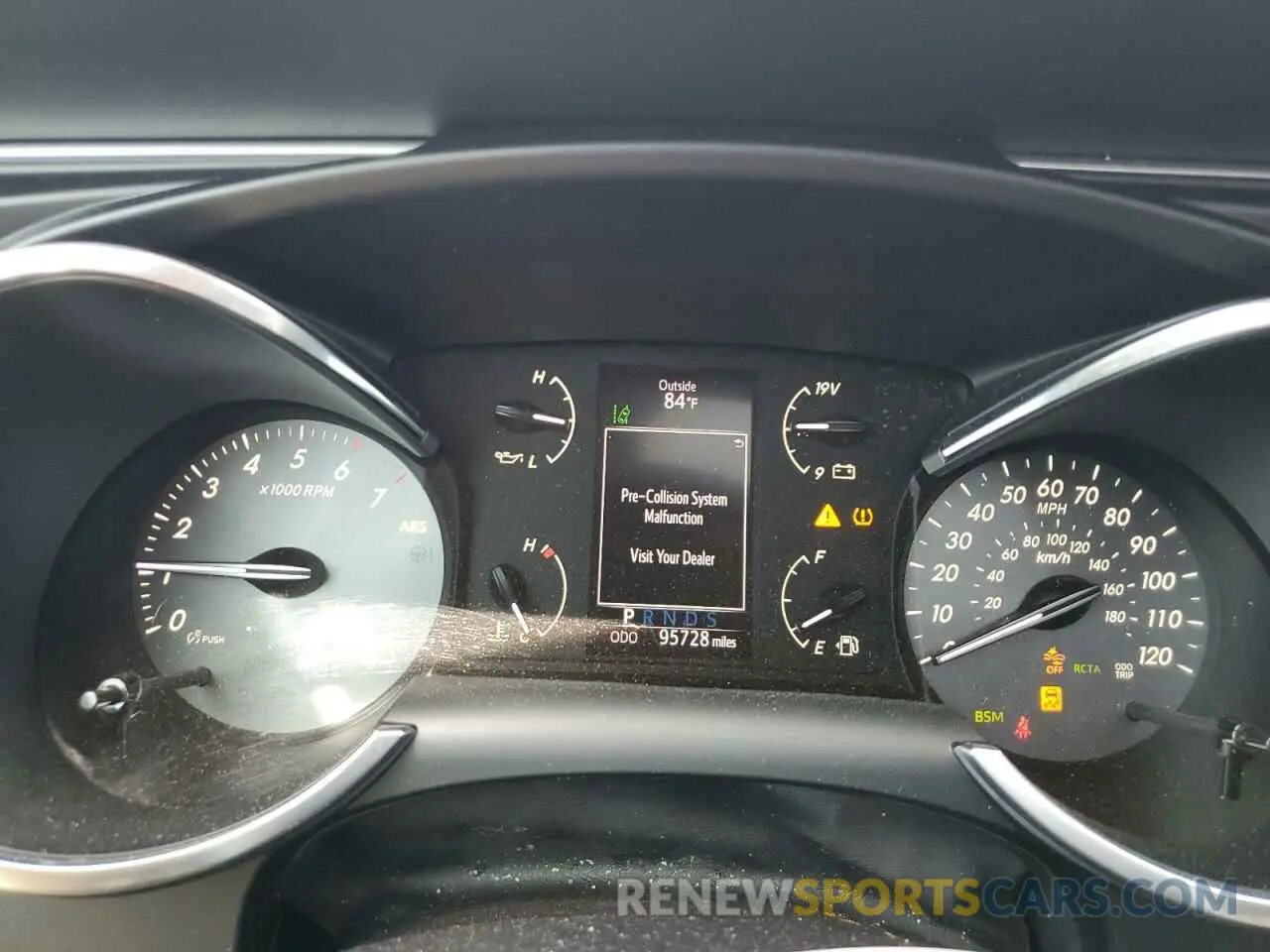 9 Photograph of a damaged car 5TDJY5G14KS171973 TOYOTA SEQUOIA 2019