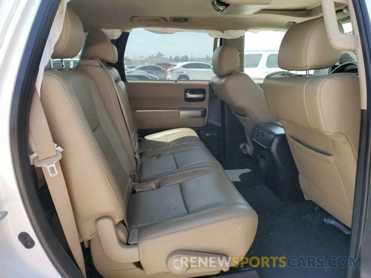 11 Photograph of a damaged car 5TDKY5G12KS072346 TOYOTA SEQUOIA 2019
