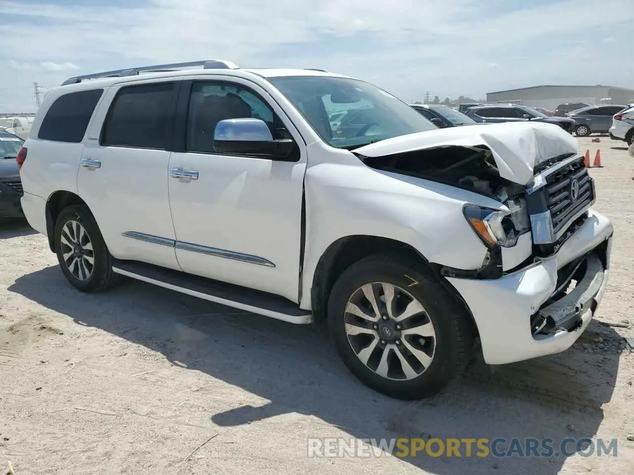 4 Photograph of a damaged car 5TDKY5G12KS072346 TOYOTA SEQUOIA 2019