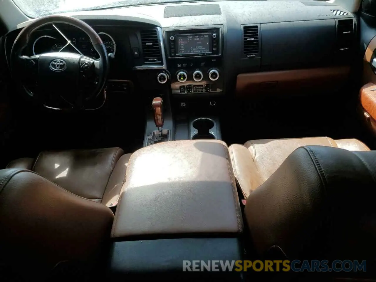 8 Photograph of a damaged car 5TDYY5G12KS073586 TOYOTA SEQUOIA 2019