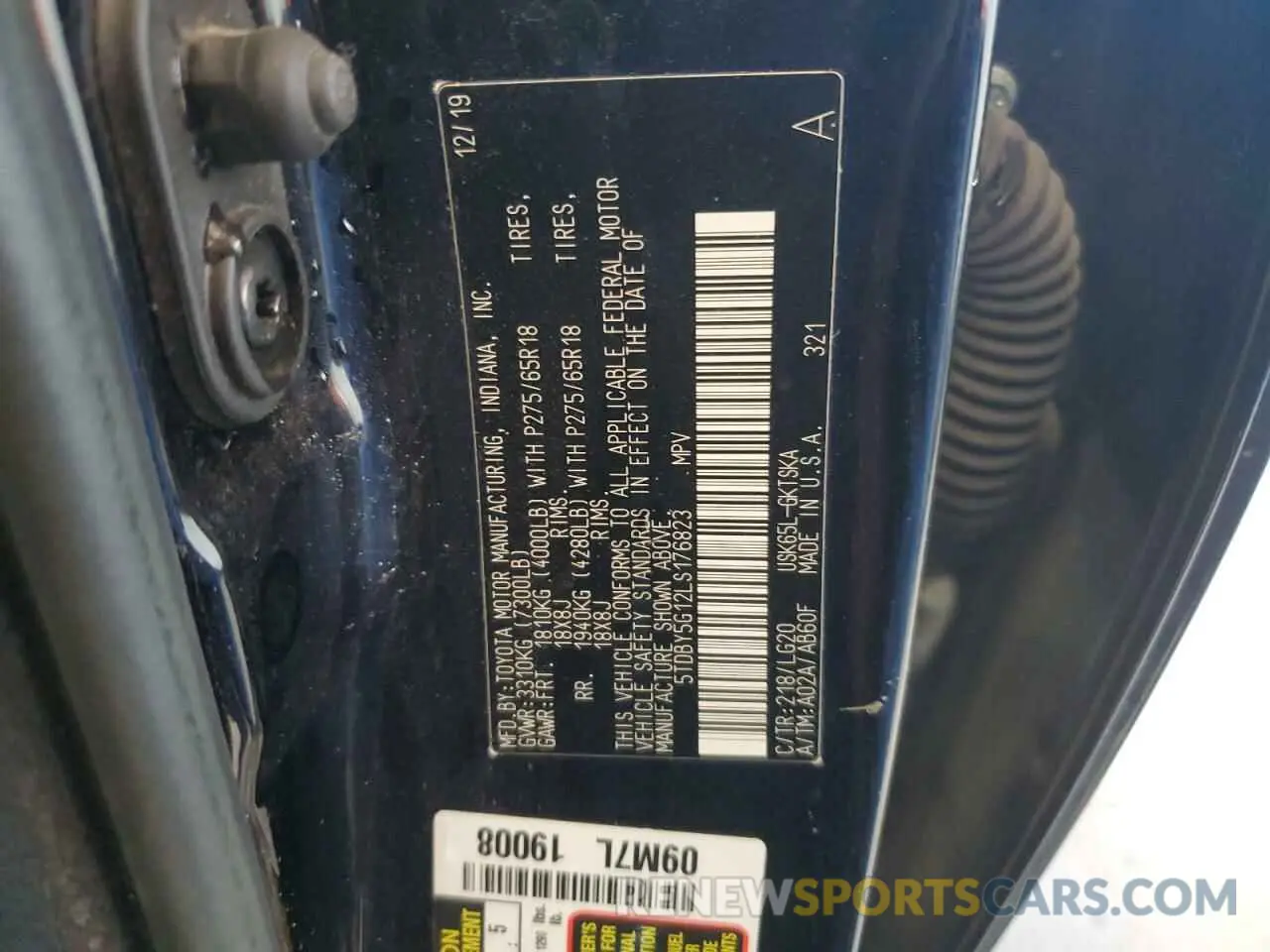 12 Фотография поврежденного автомобиля 5TDBY5G12LS176823 TOYOTA SEQUOIA 2020
