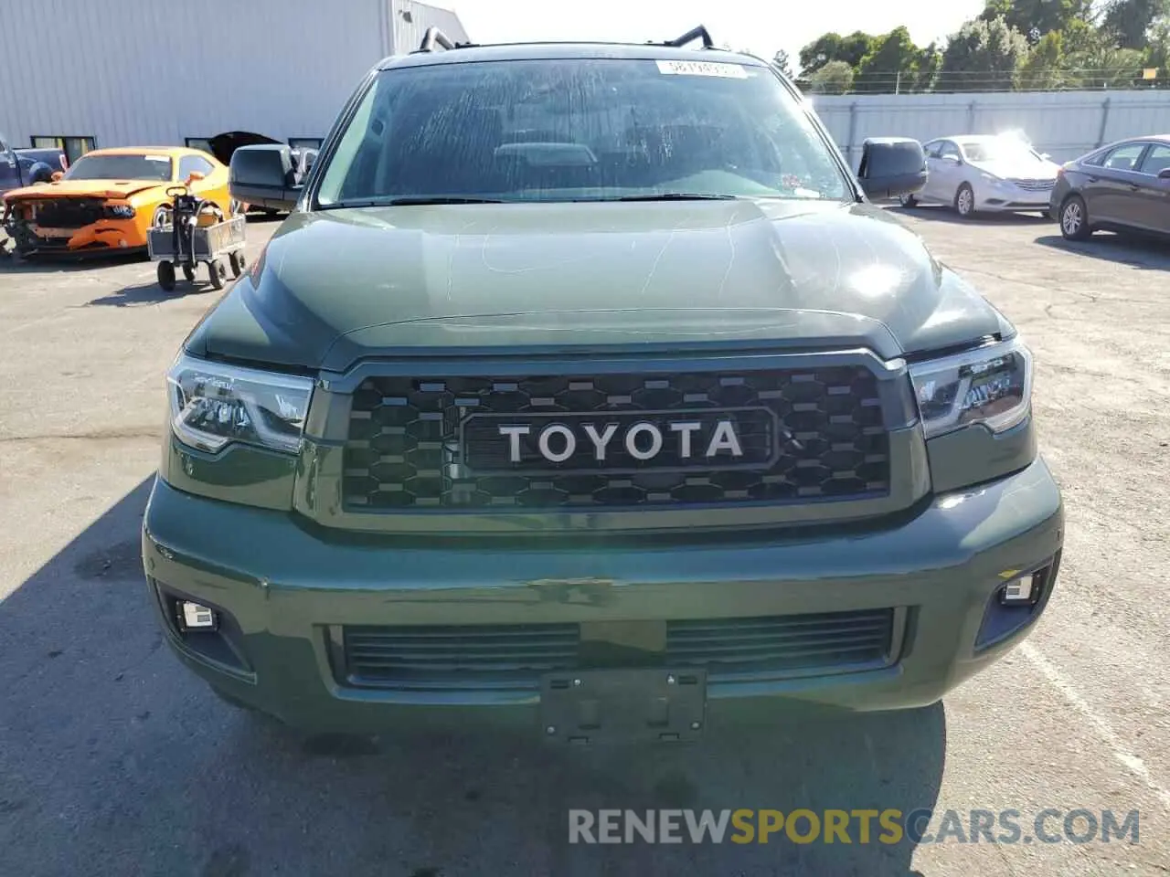 5 Photograph of a damaged car 5TDBY5G16LS178882 TOYOTA SEQUOIA 2020
