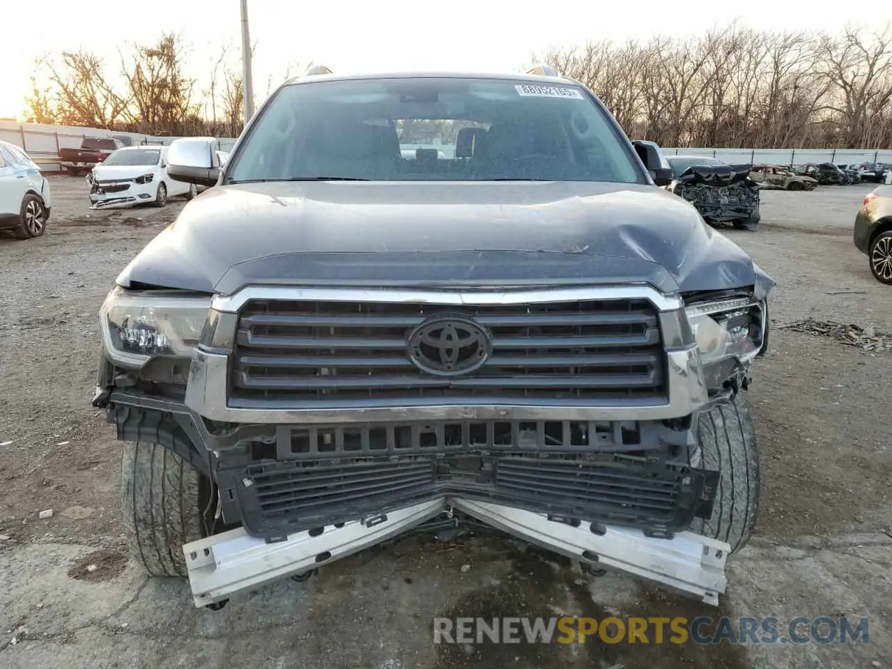 5 Photograph of a damaged car 5TDKY5G1XLS075142 TOYOTA SEQUOIA 2020