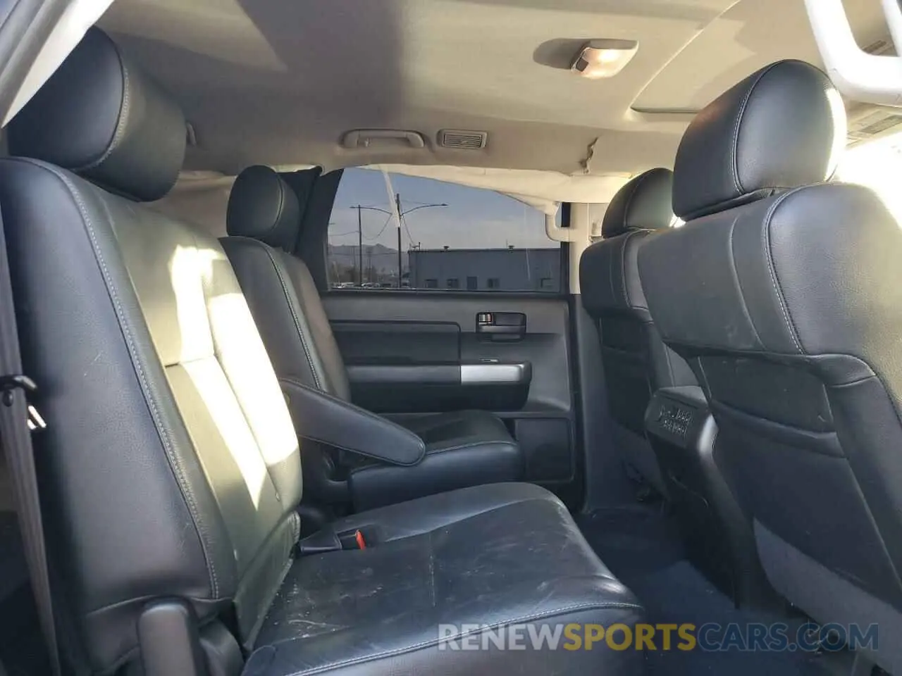 11 Фотография поврежденного автомобиля 5TDCY5B19MS184074 TOYOTA SEQUOIA 2021