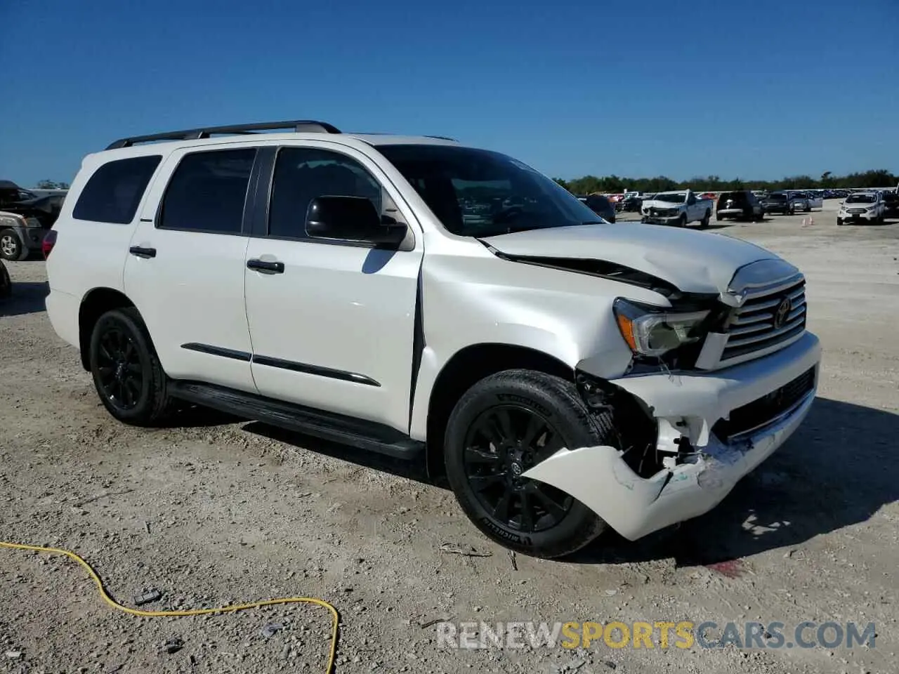 4 Photograph of a damaged car 5TDHY5B16MS185978 TOYOTA SEQUOIA 2021