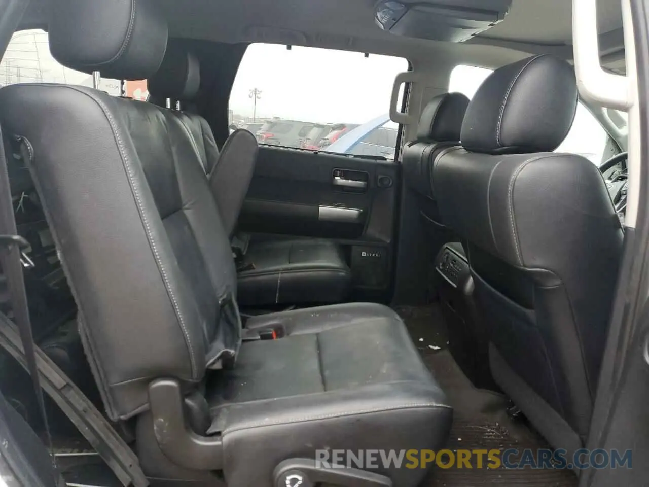 10 Photograph of a damaged car 5TDHY5B1XMS182789 TOYOTA SEQUOIA 2021