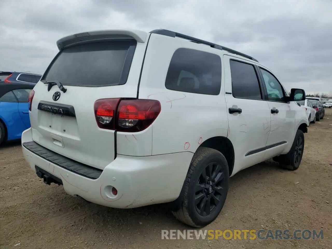 3 Photograph of a damaged car 5TDHY5B1XMS182789 TOYOTA SEQUOIA 2021