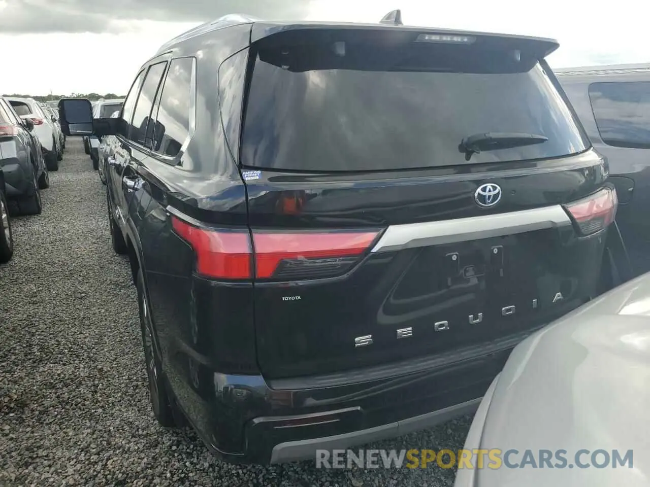 6 Фотография поврежденного автомобиля 7SVAAAAA5PX001618 TOYOTA SEQUOIA 2023
