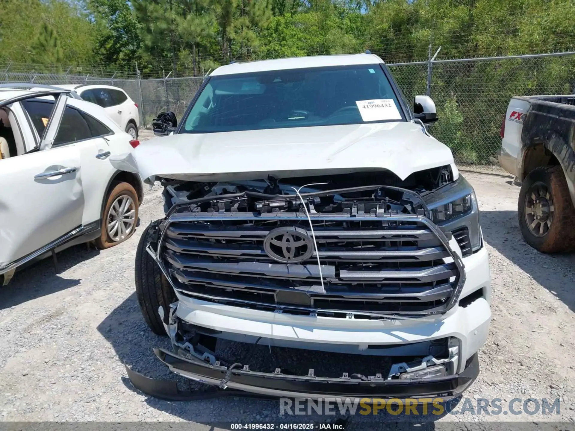 6 Photograph of a damaged car 7SVAAABA0PX018132 TOYOTA SEQUOIA 2023