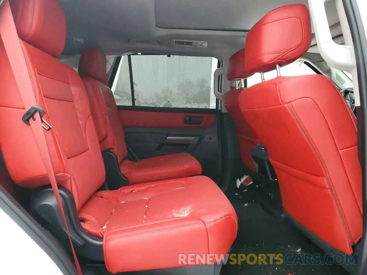 11 Фотография поврежденного автомобиля 7SVAAABA0PX018843 TOYOTA SEQUOIA 2023