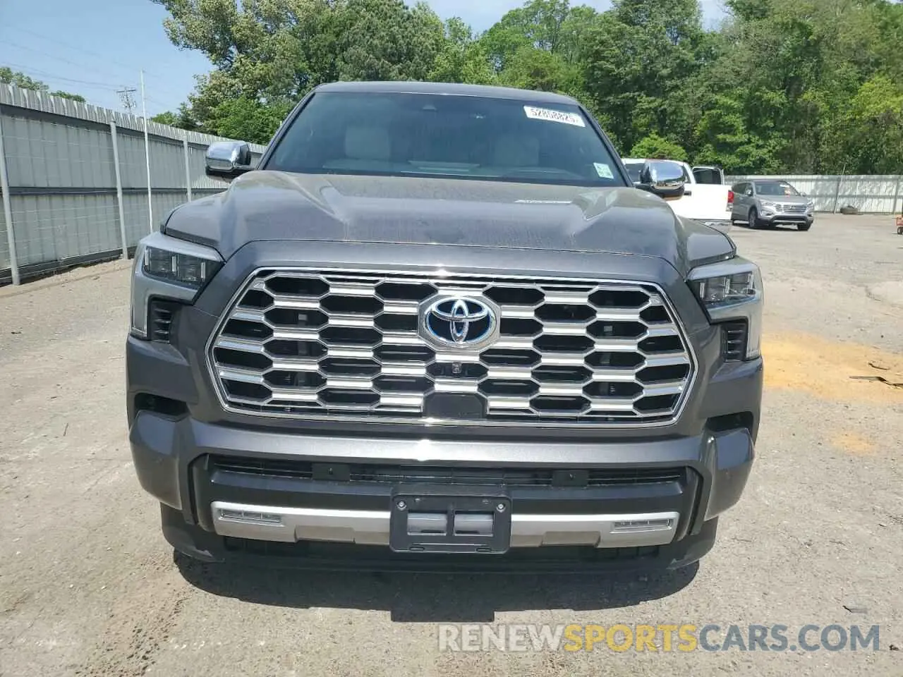 5 Photograph of a damaged car 7SVAAABA1PX007351 TOYOTA SEQUOIA 2023