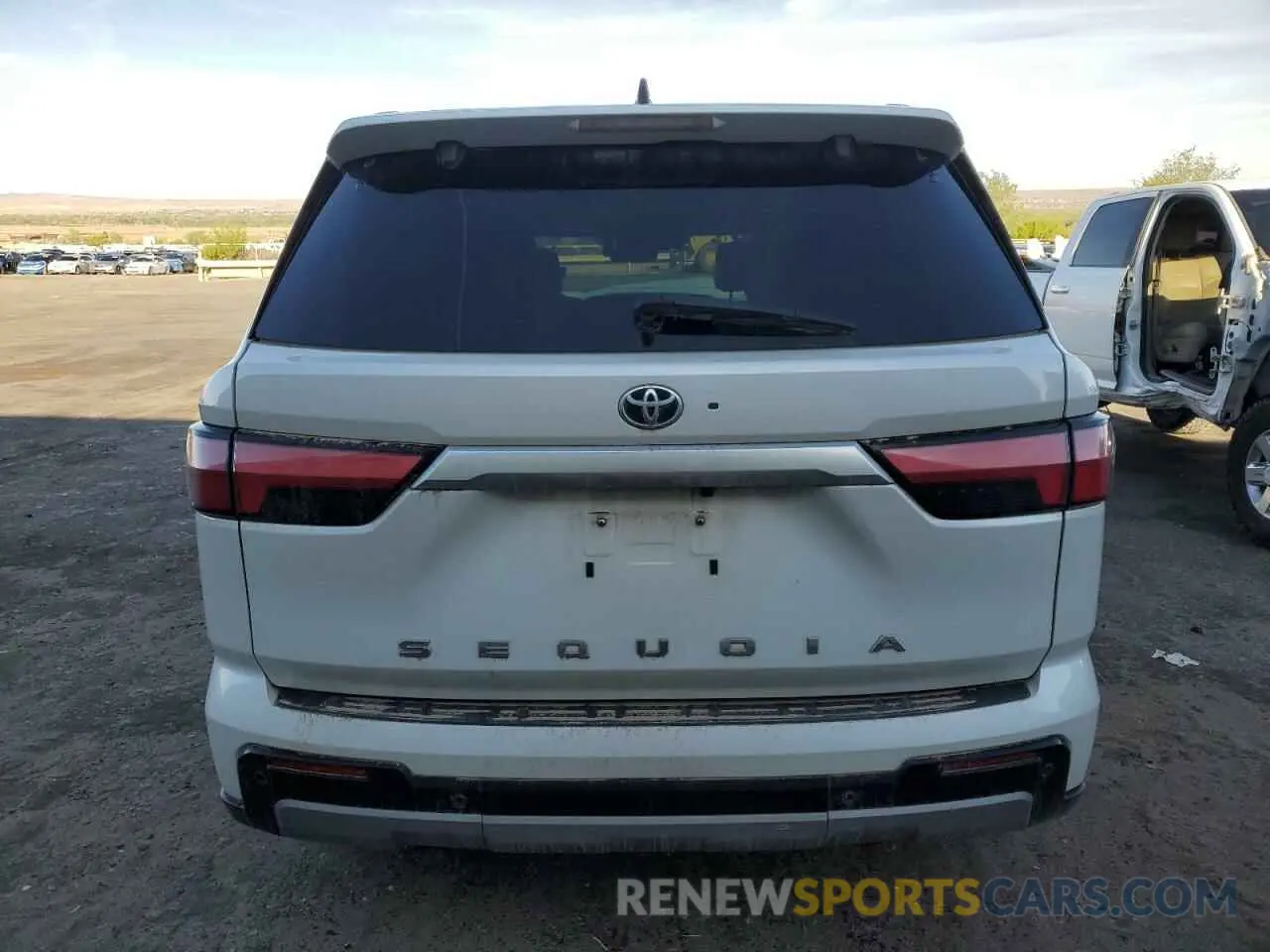 6 Фотография поврежденного автомобиля 7SVAAABA5PX009474 TOYOTA SEQUOIA 2023