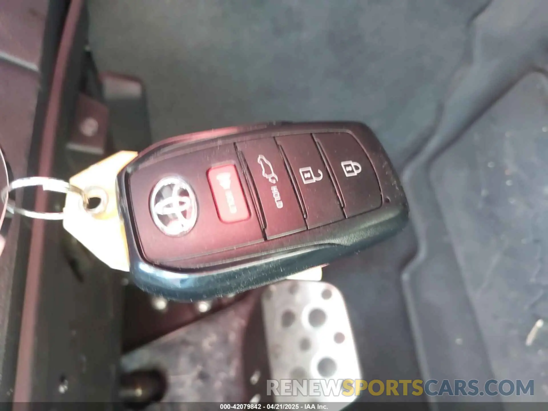11 Фотография поврежденного автомобиля 7SVAAABA5PX017364 TOYOTA SEQUOIA 2023