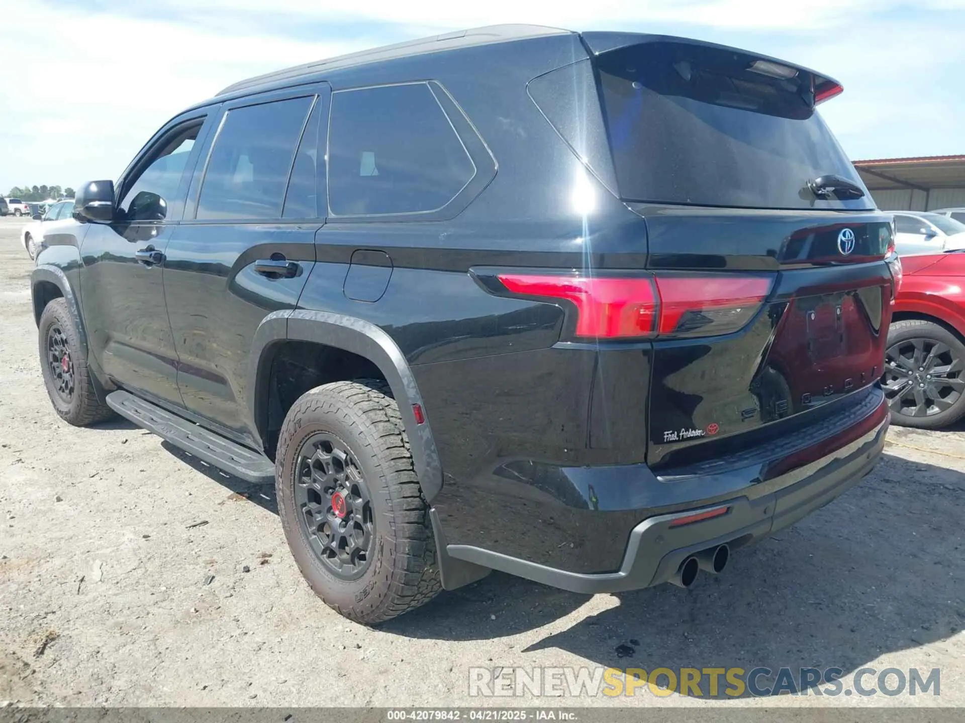 3 Фотография поврежденного автомобиля 7SVAAABA5PX017364 TOYOTA SEQUOIA 2023