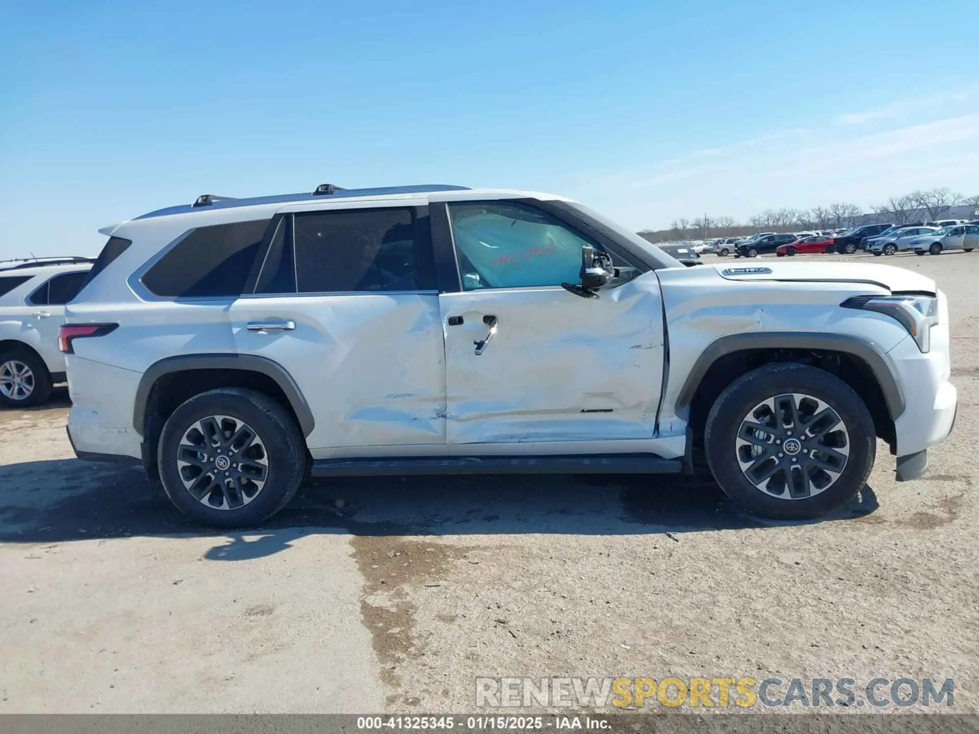 13 Фотография поврежденного автомобиля 7SVAAABA5RX038752 TOYOTA SEQUOIA 2024