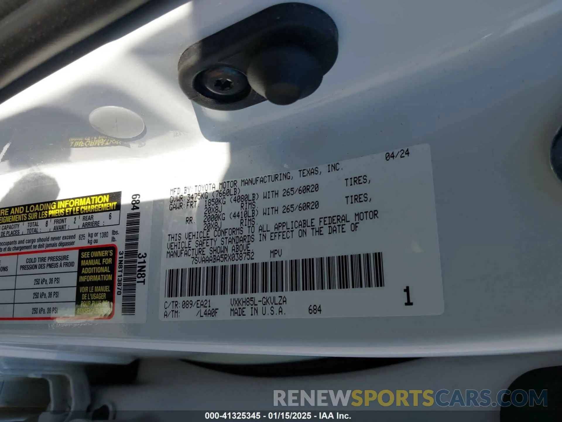9 Фотография поврежденного автомобиля 7SVAAABA5RX038752 TOYOTA SEQUOIA 2024