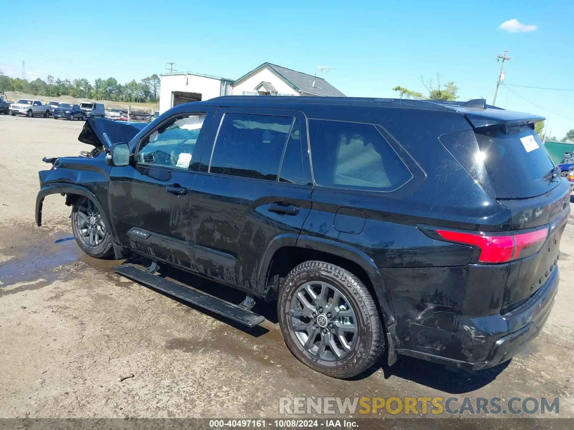 3 Photograph of a damaged car 7SVAAABA5RX039397 TOYOTA SEQUOIA 2024