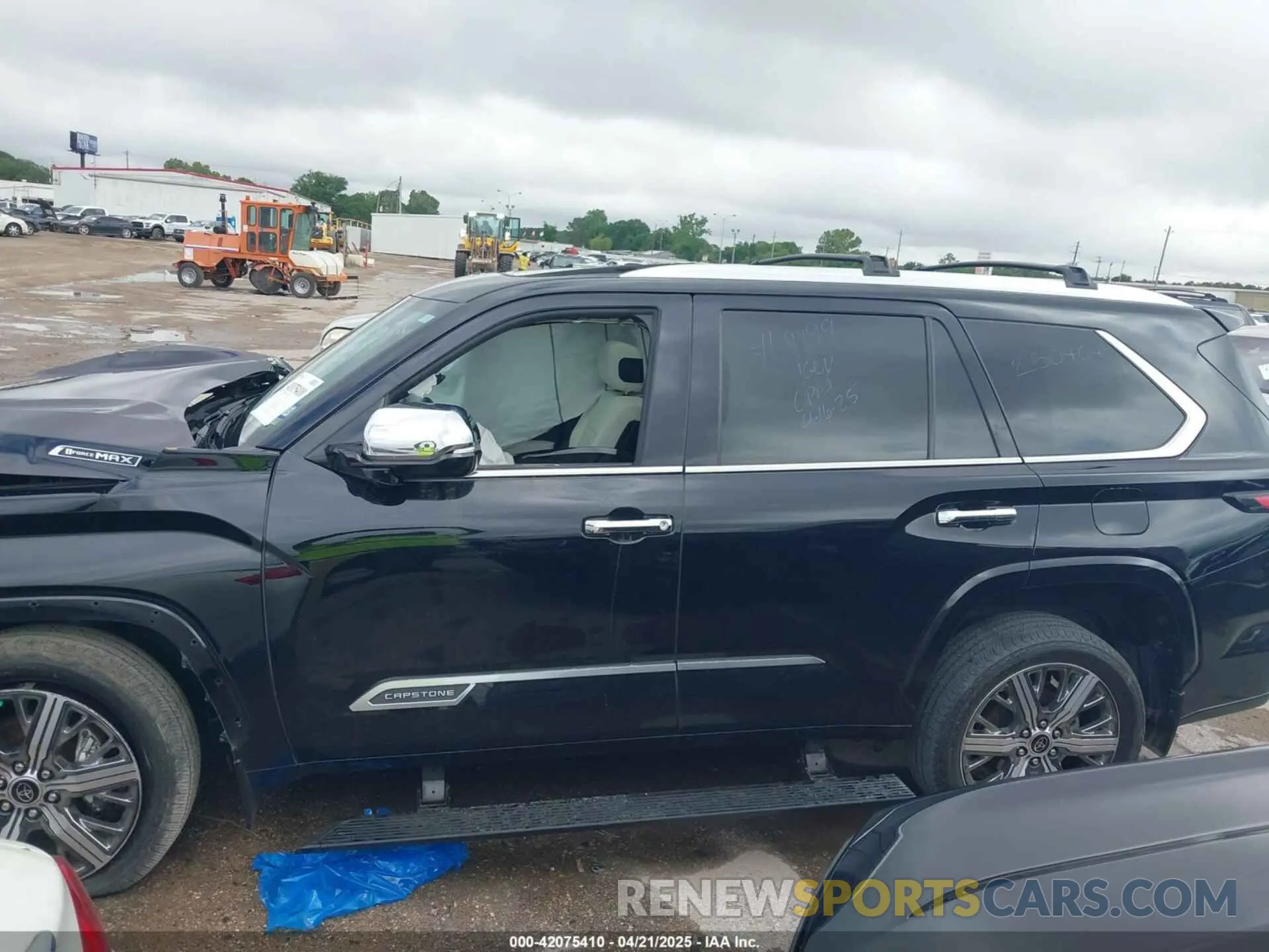 14 Photograph of a damaged car 7SVAAABA6RX025315 TOYOTA SEQUOIA 2024