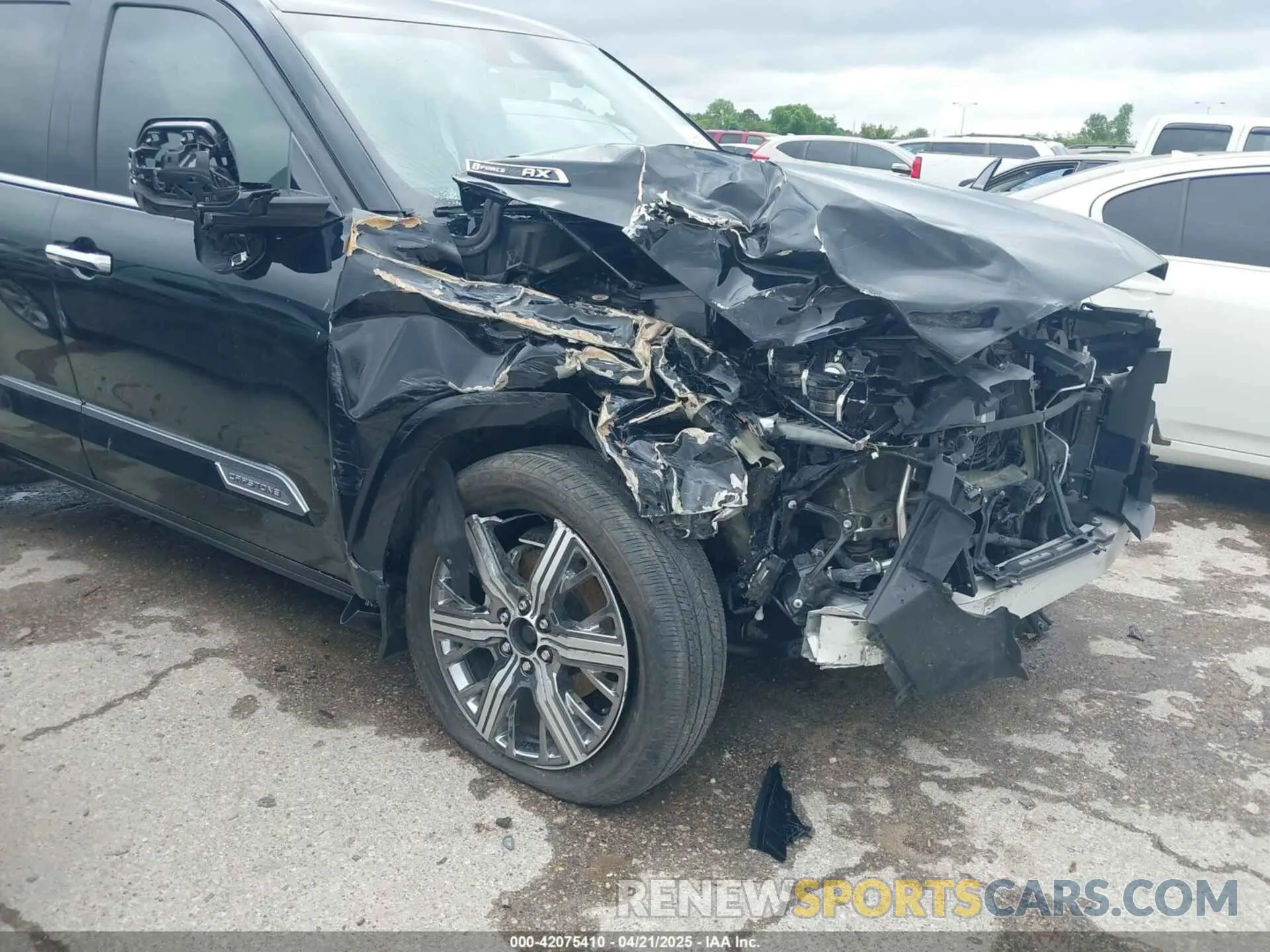 6 Photograph of a damaged car 7SVAAABA6RX025315 TOYOTA SEQUOIA 2024