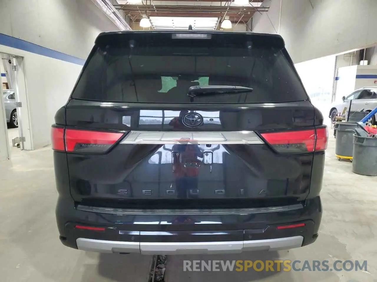 6 Фотография поврежденного автомобиля 7SVAAABA7RX031351 TOYOTA SEQUOIA 2024