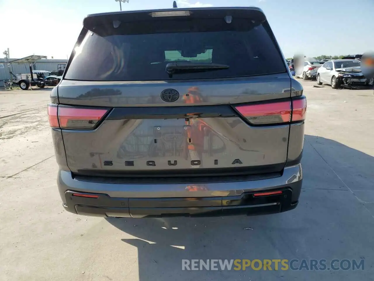 6 Фотография поврежденного автомобиля 7SVAAABA8RX034937 TOYOTA SEQUOIA 2024