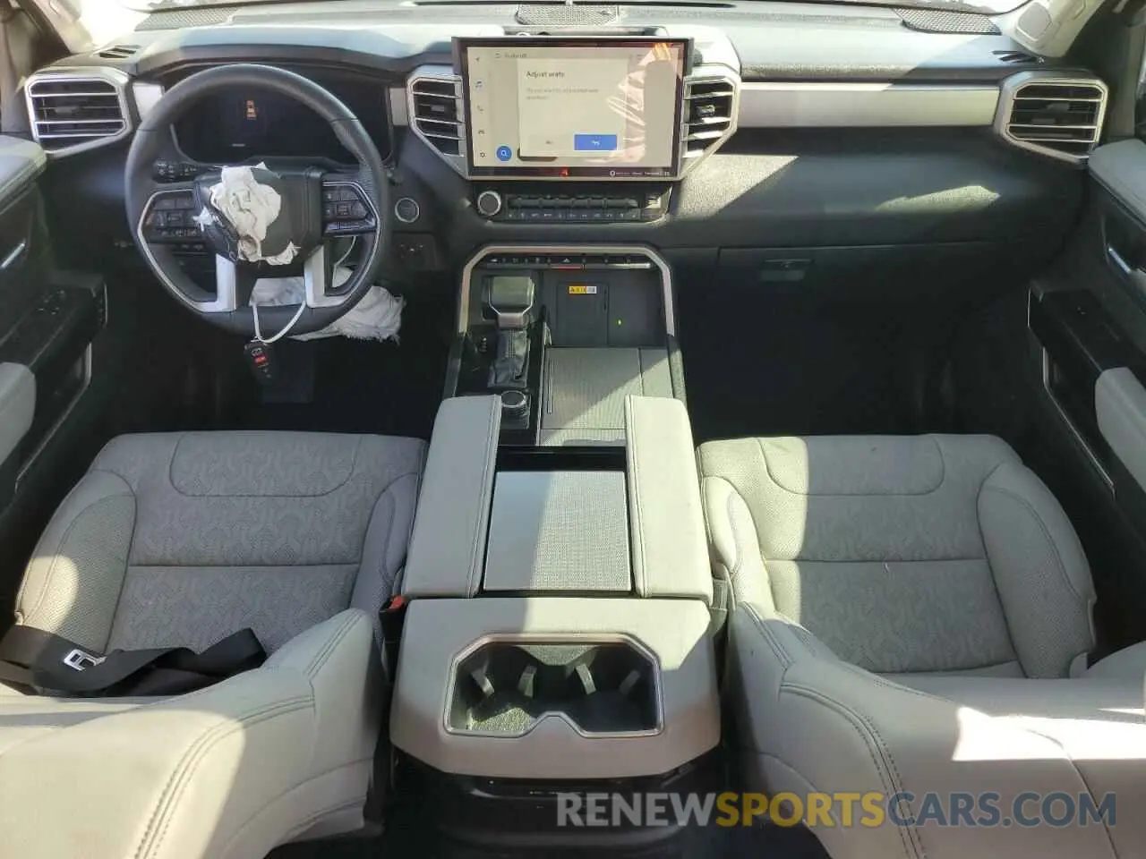 8 Фотография поврежденного автомобиля 7SVAAABA9RX042917 TOYOTA SEQUOIA 2024