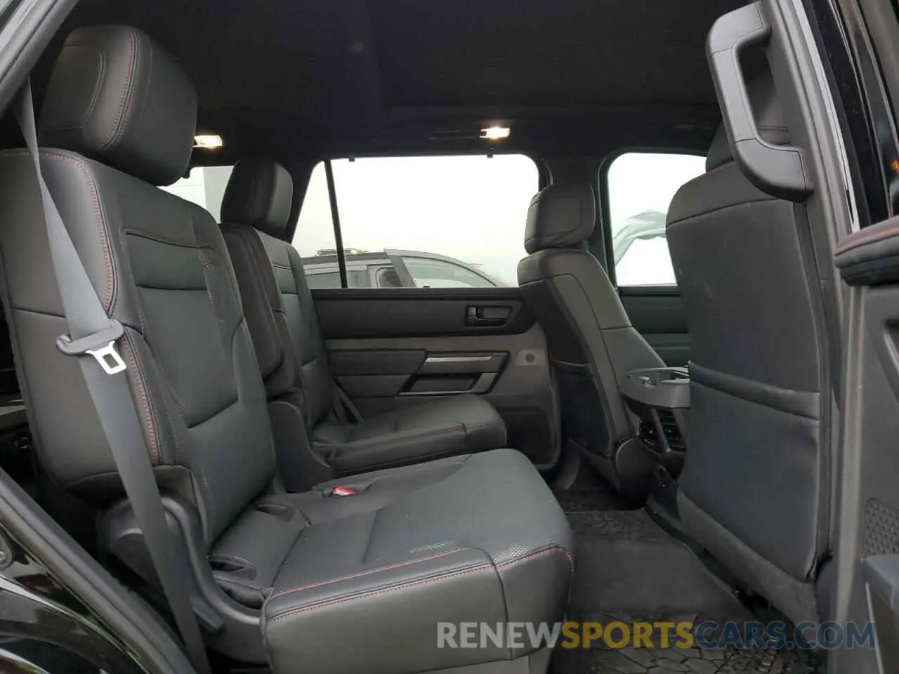 11 Photograph of a damaged car 7SVAAABA9RX045915 TOYOTA SEQUOIA 2024