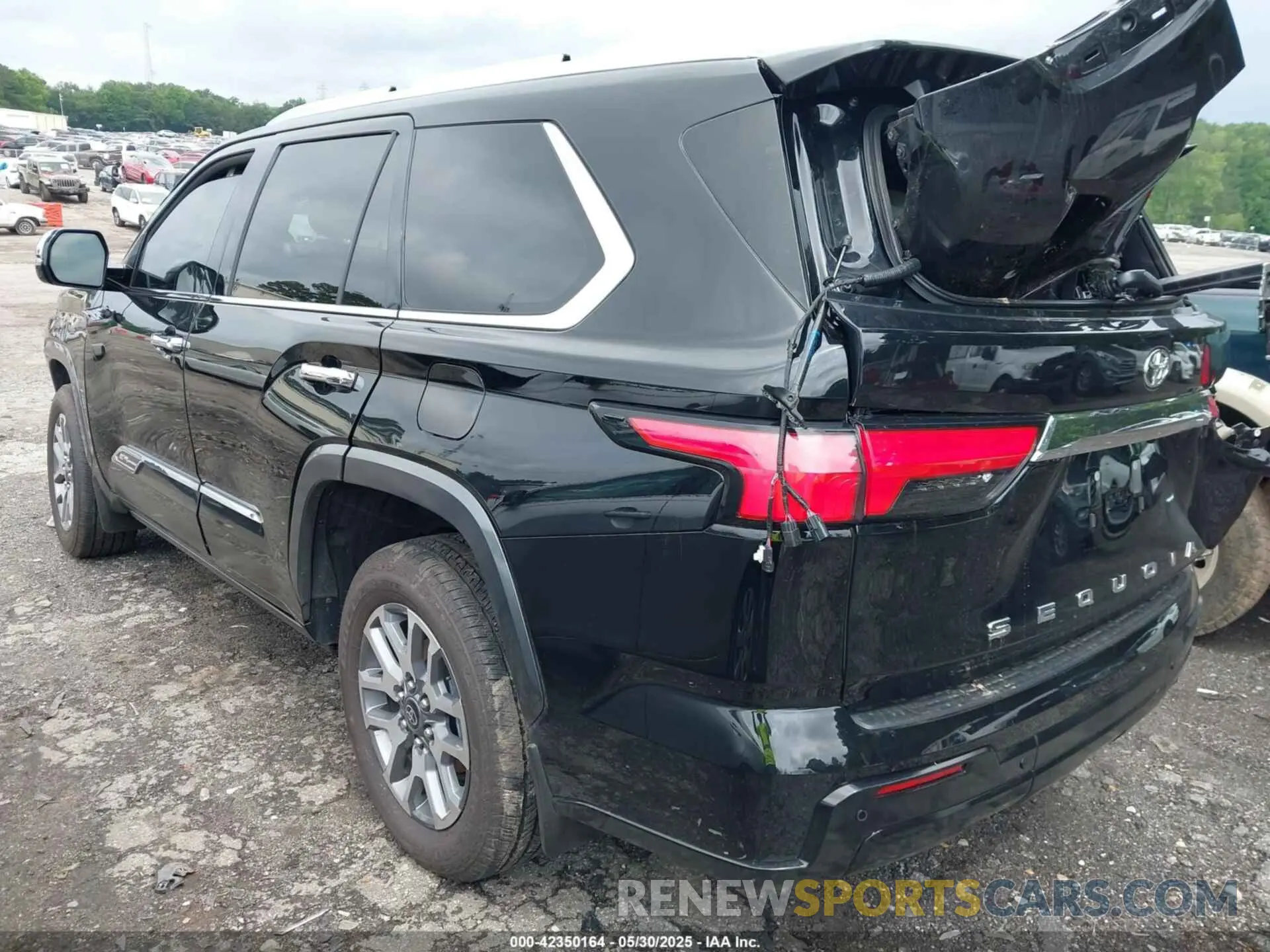 3 Photograph of a damaged car 7SVAAABA7SX058121 TOYOTA SEQUOIA 2025