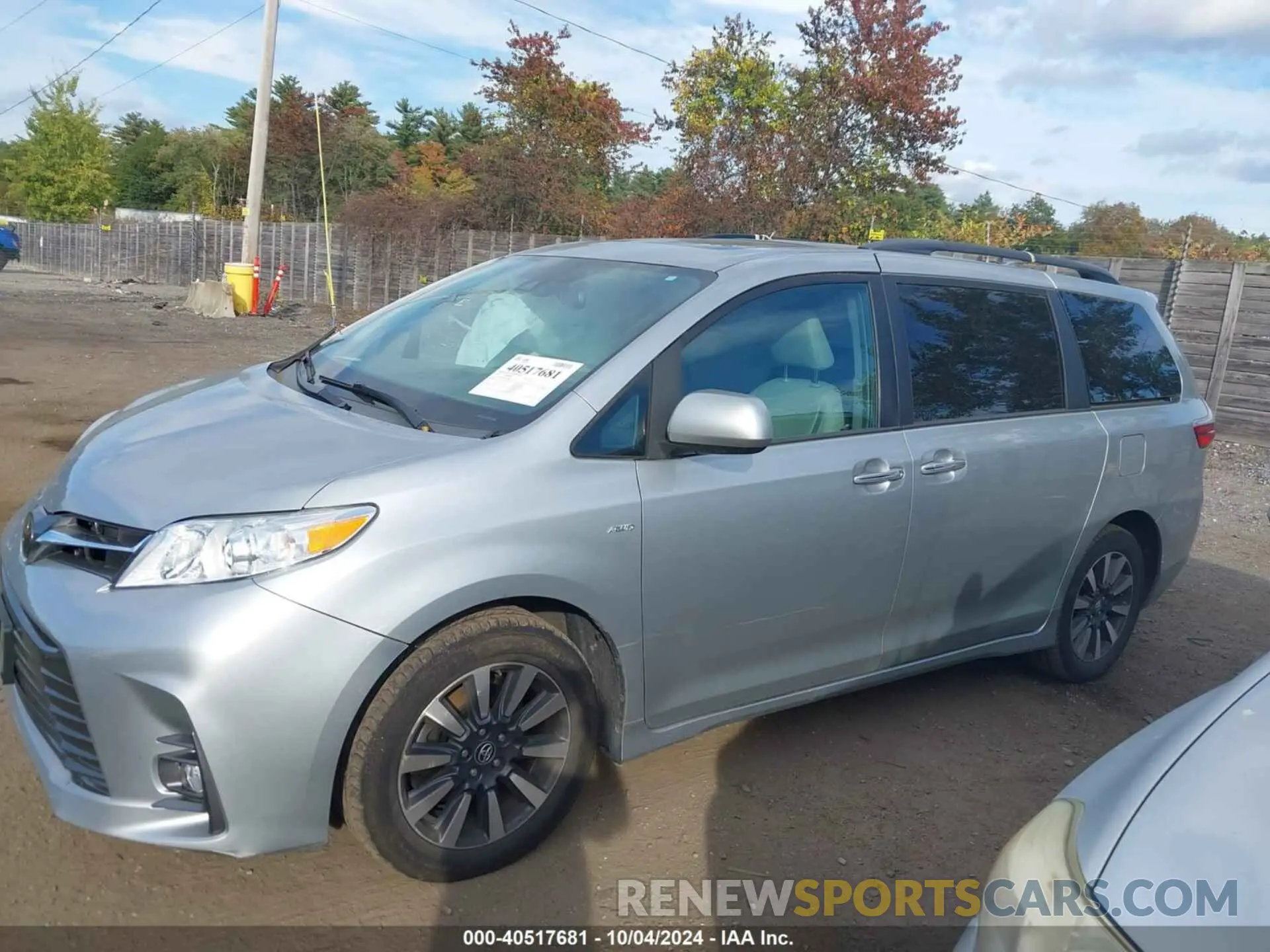 14 Photograph of a damaged car 5TDDZ3DC7KS227408 TOYOTA SIENNA 2019