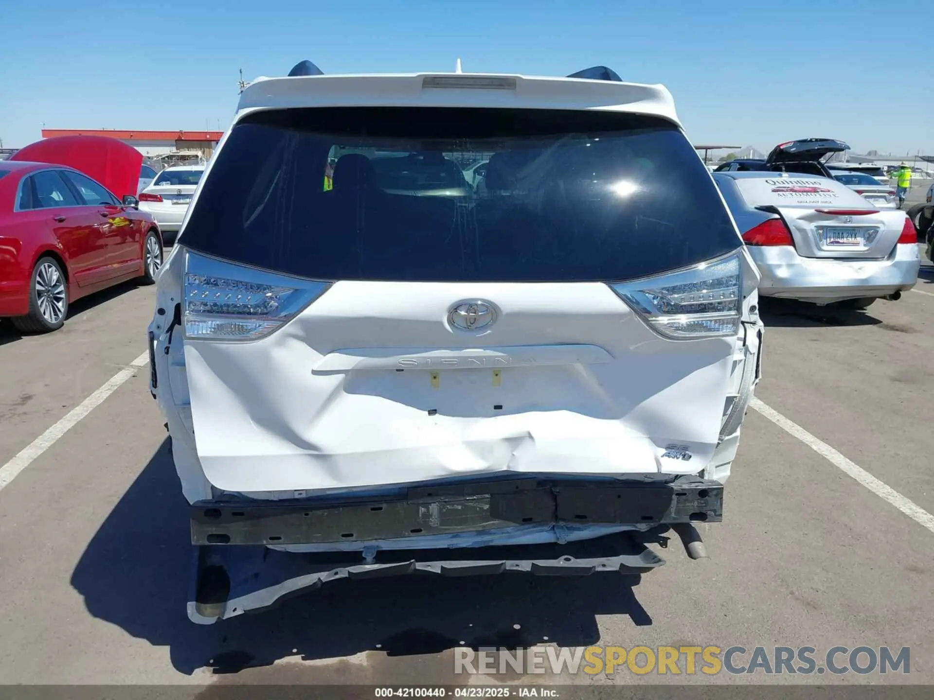 6 Фотография поврежденного автомобиля 5TDEZ3DC2KS213064 TOYOTA SIENNA 2019