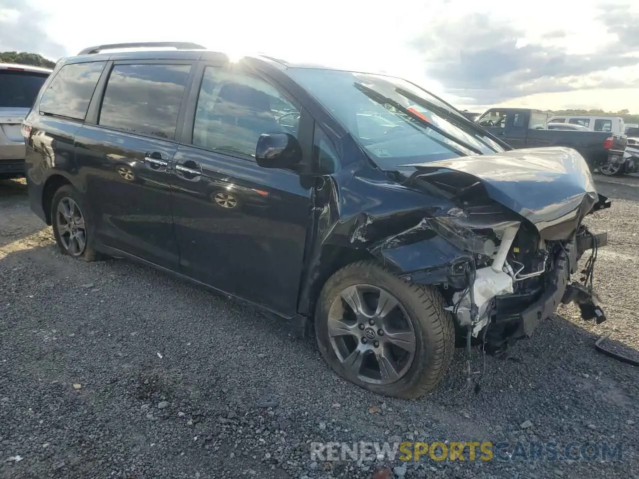 4 Фотография поврежденного автомобиля 5TDEZ3DC6KS220678 TOYOTA SIENNA 2019